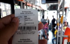 Bus Suroboyo: Platic Bottle- Paid Bus